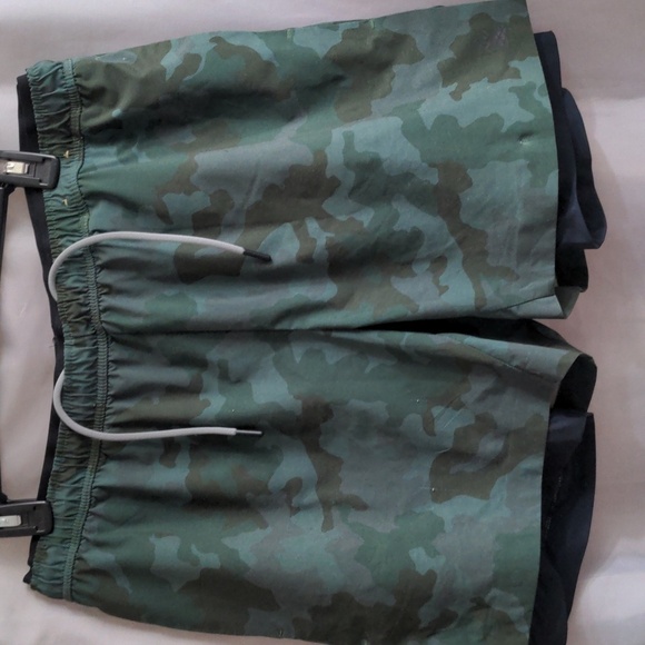 Chubbies Dark green ŒCamouflauge Shorts XL - Picture 1 of 11